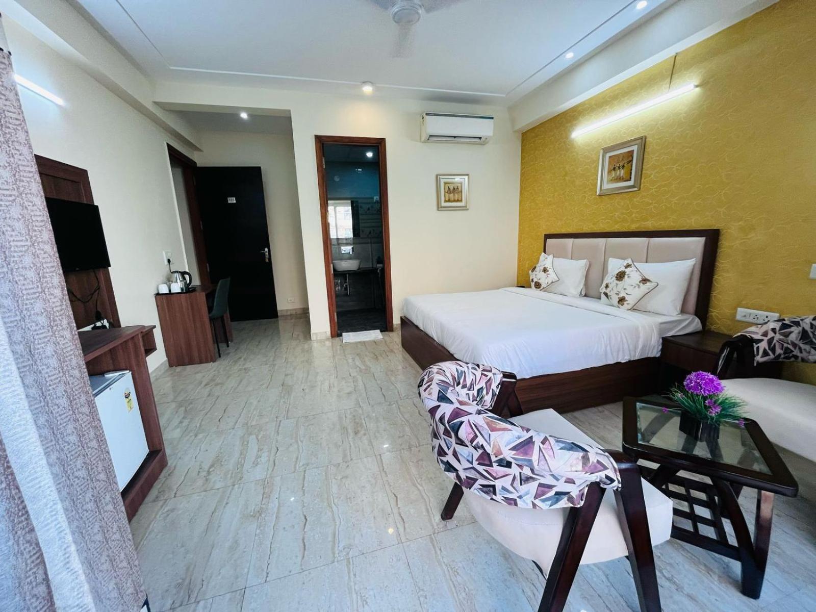 Hotel The Luxe 18 - Golf Course Road Gurgaon Eksteriør bilde