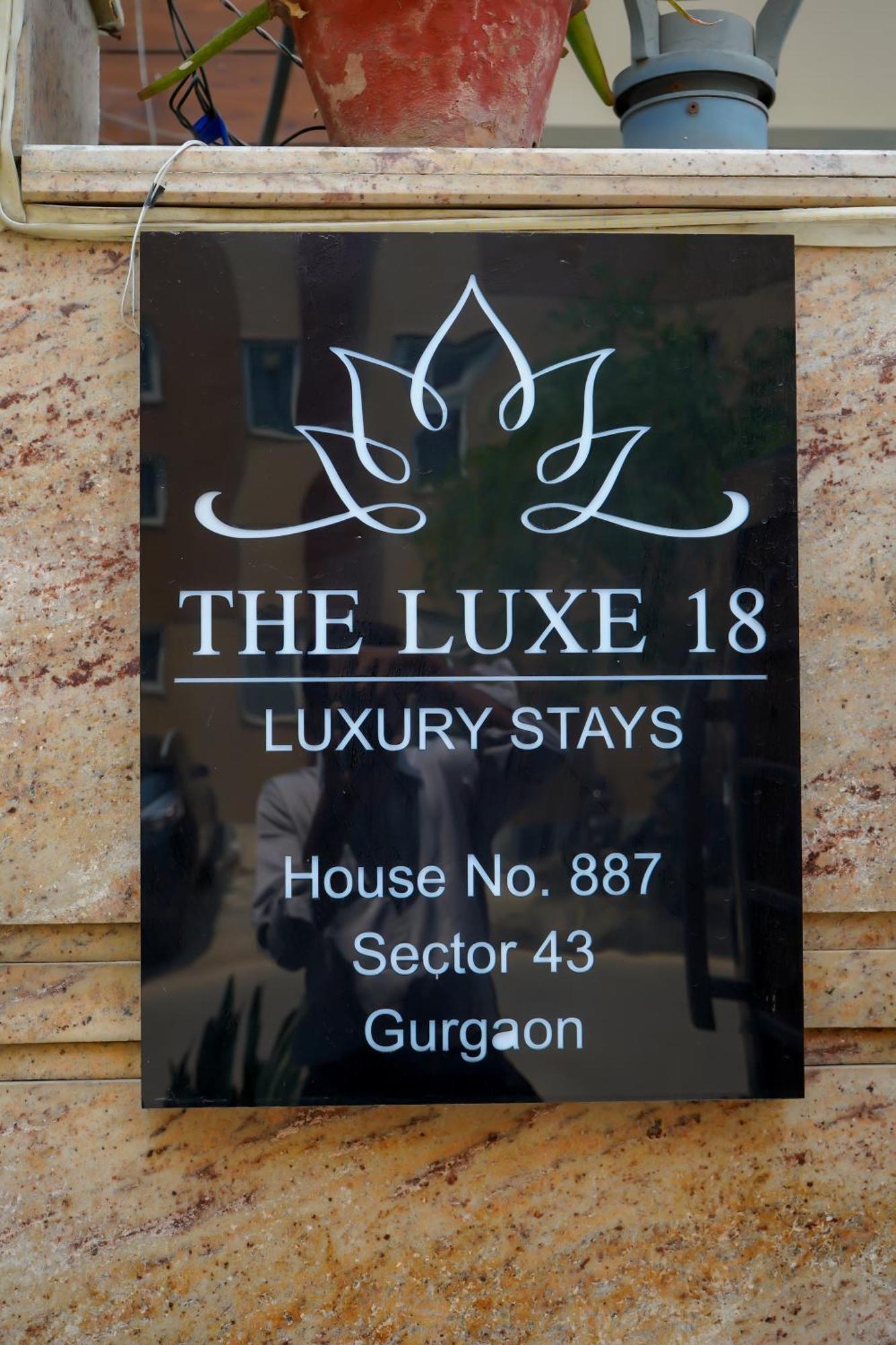 Hotel The Luxe 18 - Golf Course Road Gurgaon Eksteriør bilde