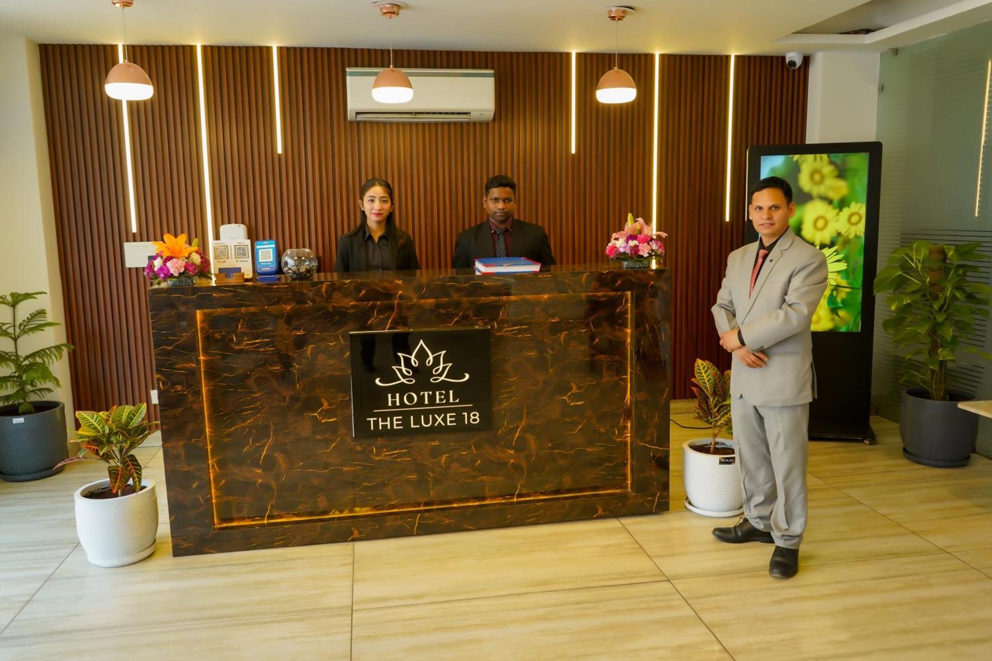 Hotel The Luxe 18 - Golf Course Road Gurgaon Eksteriør bilde