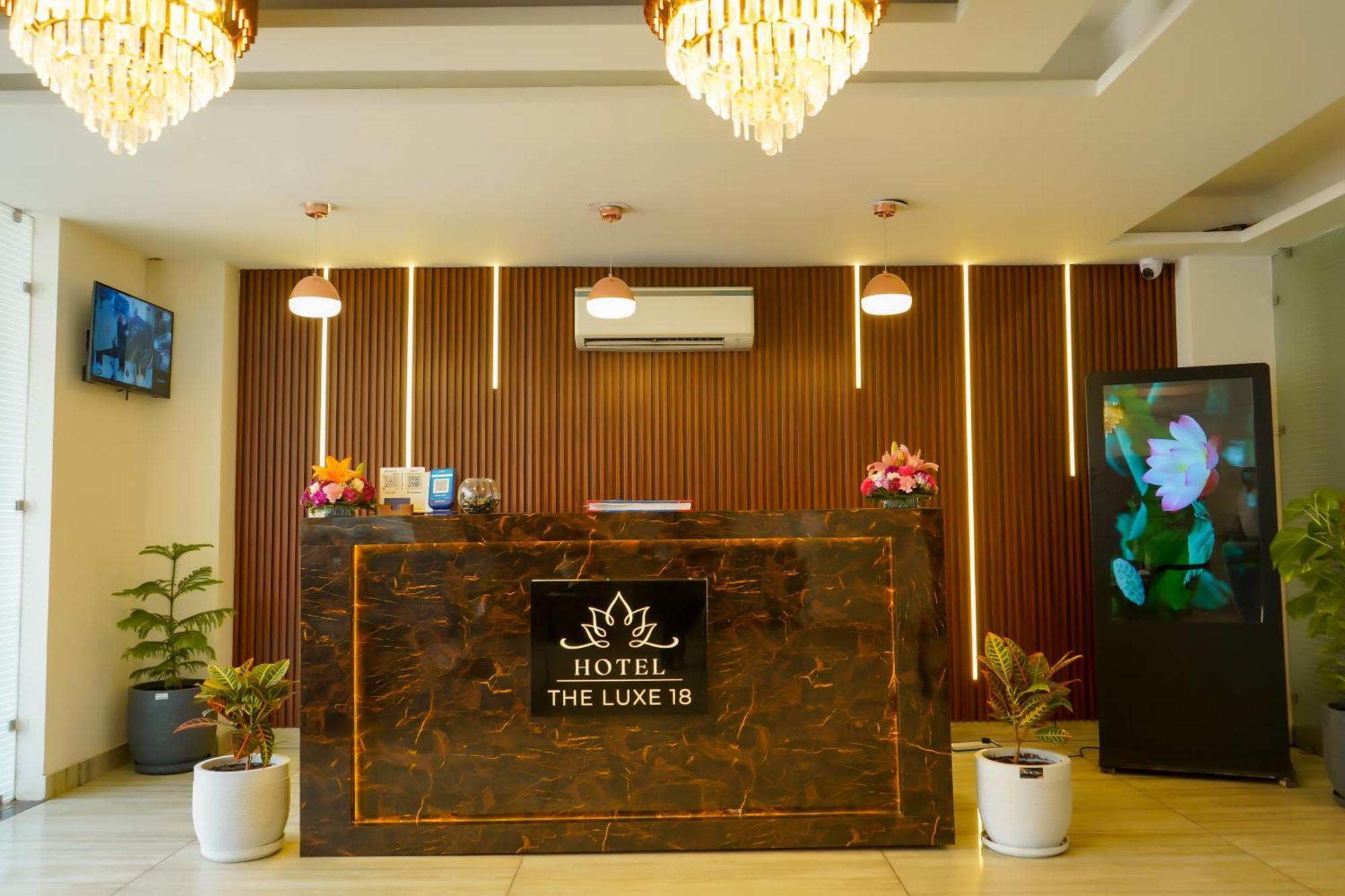 Hotel The Luxe 18 - Golf Course Road Gurgaon Eksteriør bilde