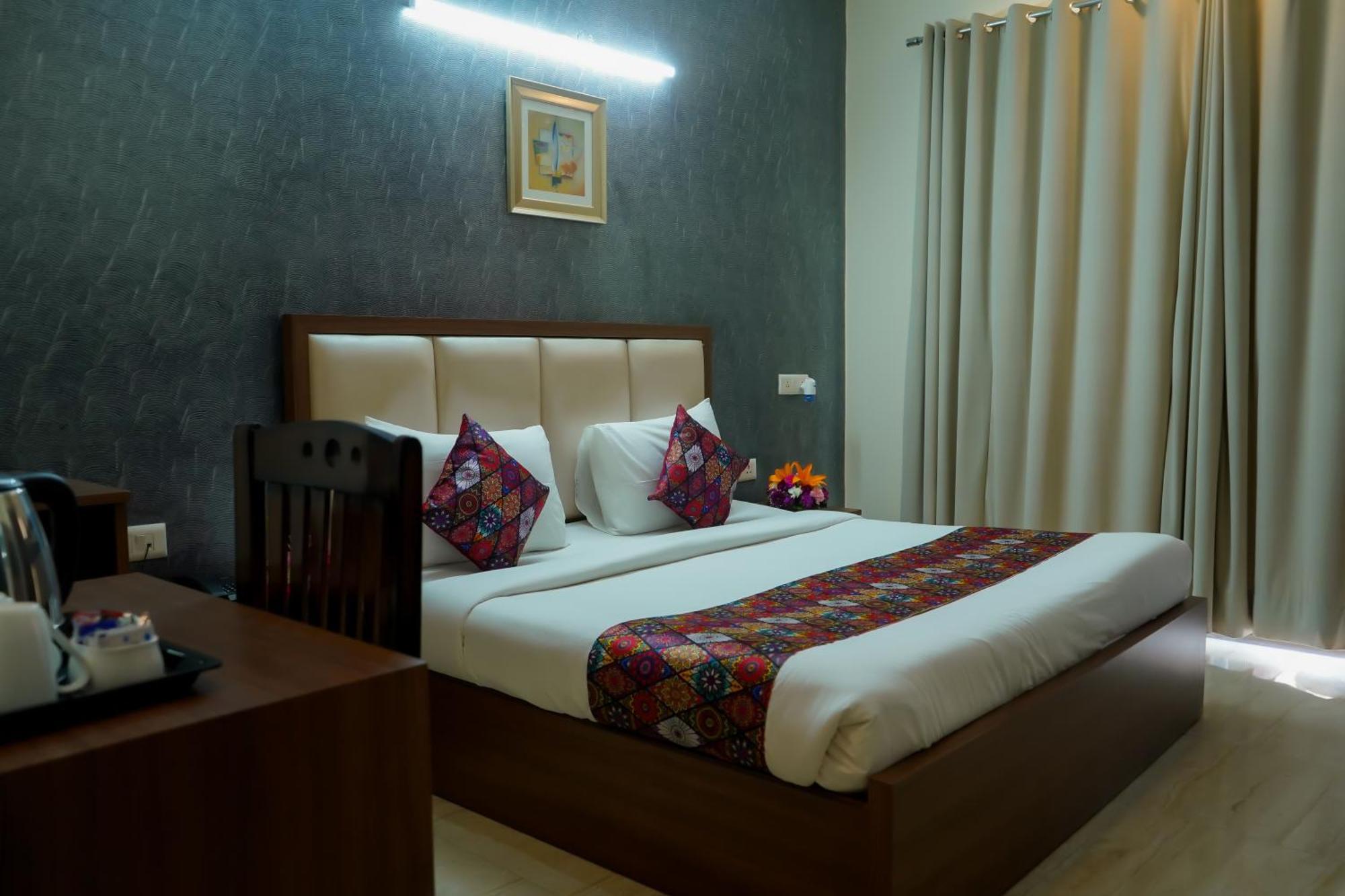 Hotel The Luxe 18 - Golf Course Road Gurgaon Eksteriør bilde